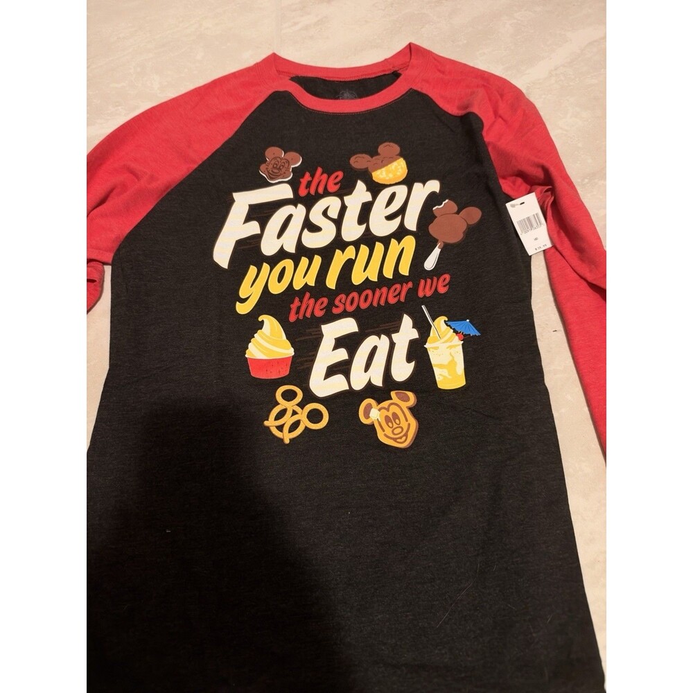 Disney Snacks The Faster You Run the Sooner We Eat shirt Sz M world epcot walt